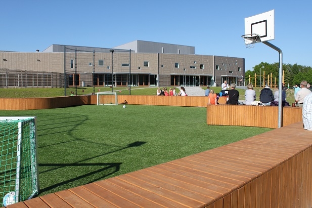 Lars Laj Echipament pentru sport, Multiarenas