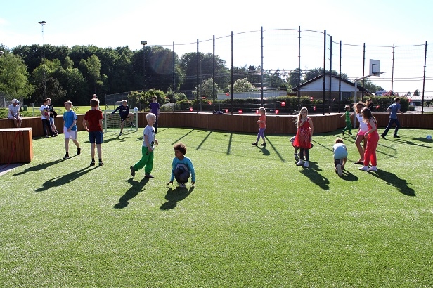 Lars Laj Echipament pentru sport, Multiarenas