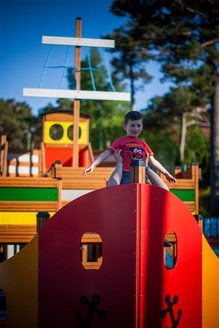 Lars Laj Spatii de joaca