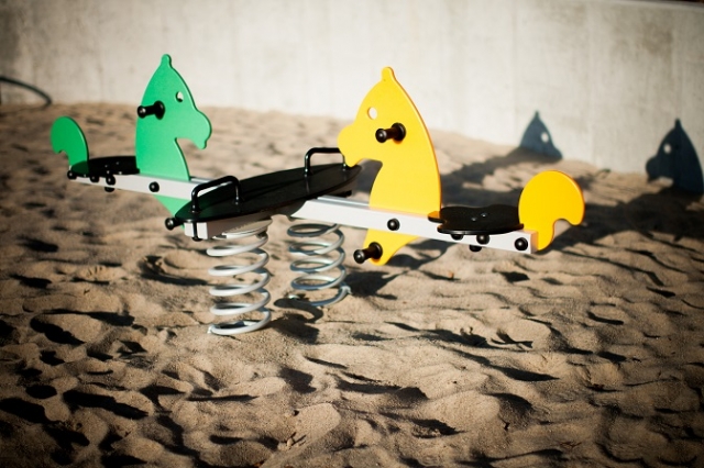 Lars Laj Spatii de joaca, Balansoare