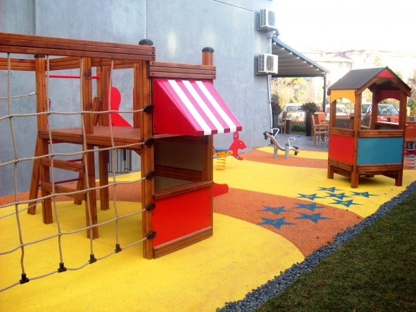 Lars Laj Suprafata, Wetpour